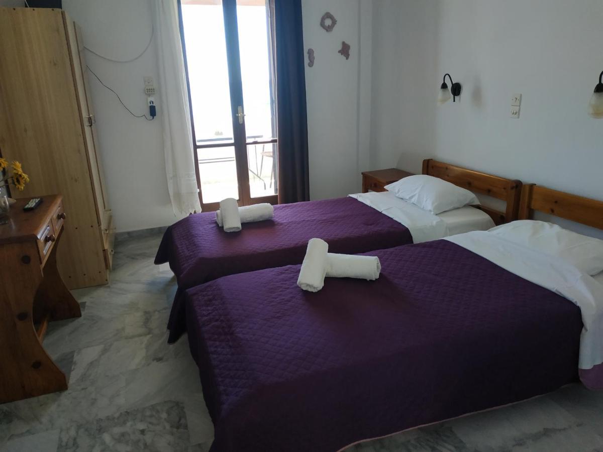Παραθαλασσια Στουντιο Μιχαλιας Sea View Studio Michalias Agia Marina  Zewnętrze zdjęcie