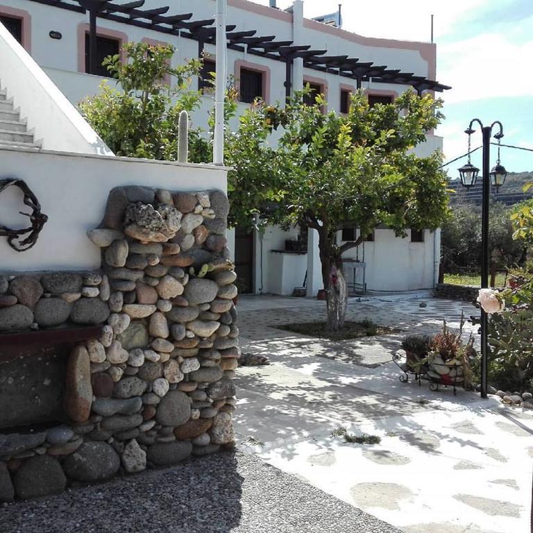 Παραθαλασσια Στουντιο Μιχαλιας Sea View Studio Michalias Agia Marina  Zewnętrze zdjęcie